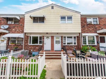 34 Waldo Ave