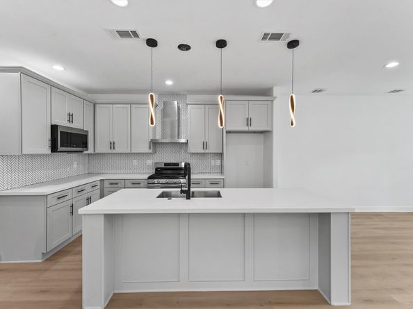 5013 Golden Forest Drive, Houston TX 77091