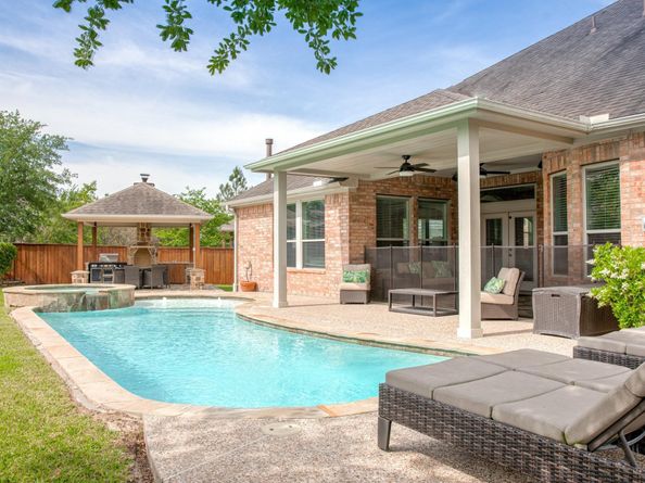 99 Buck Trail Place, Spring TX 77389