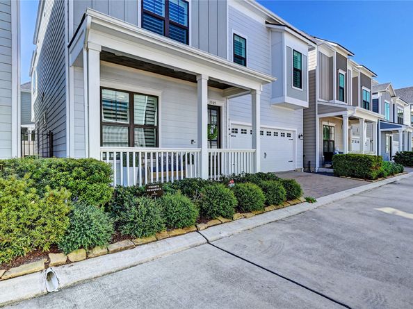 3509 Huntsford Drive, Houston TX 77008