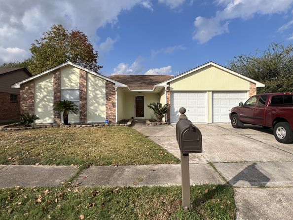 13411 Natasha Lane, Houston TX 77015
