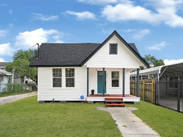 9434 E Avenue K, Houston TX 77012