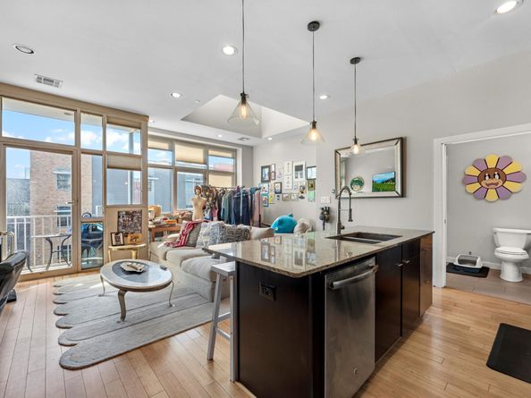 1406 Columbus St Street 303, Houston TX 77019