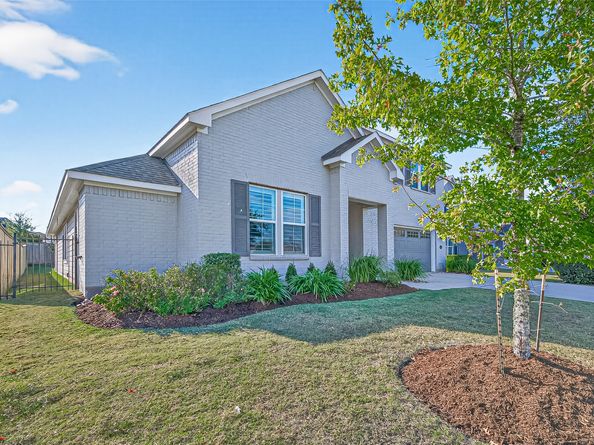 2212 Hay Field Court, Conroe TX 77384