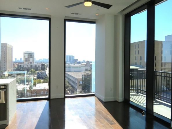 1211 Caroline Street 1005, Houston TX 77002