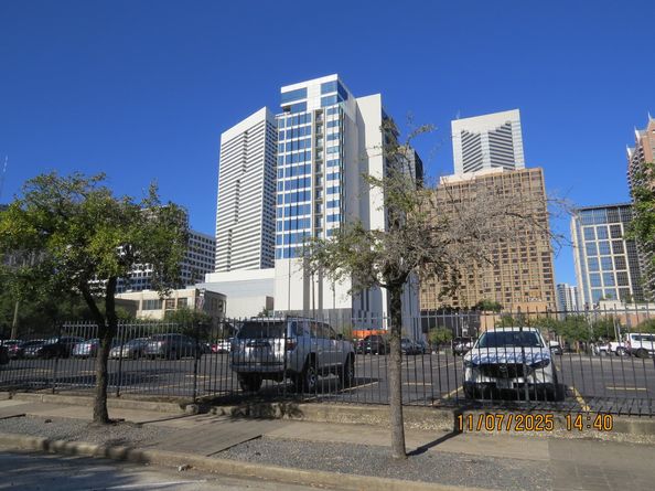 1211 Caroline Street 1005, Houston TX 77002