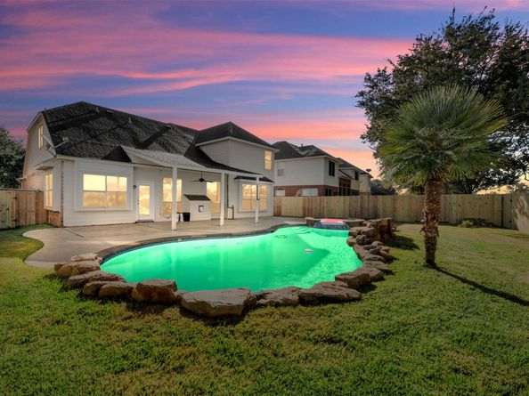 434 Williams Landing Drive, Sugar Land TX 77479