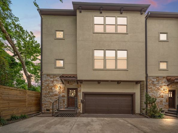 5739 Petty Street, Houston TX 77007