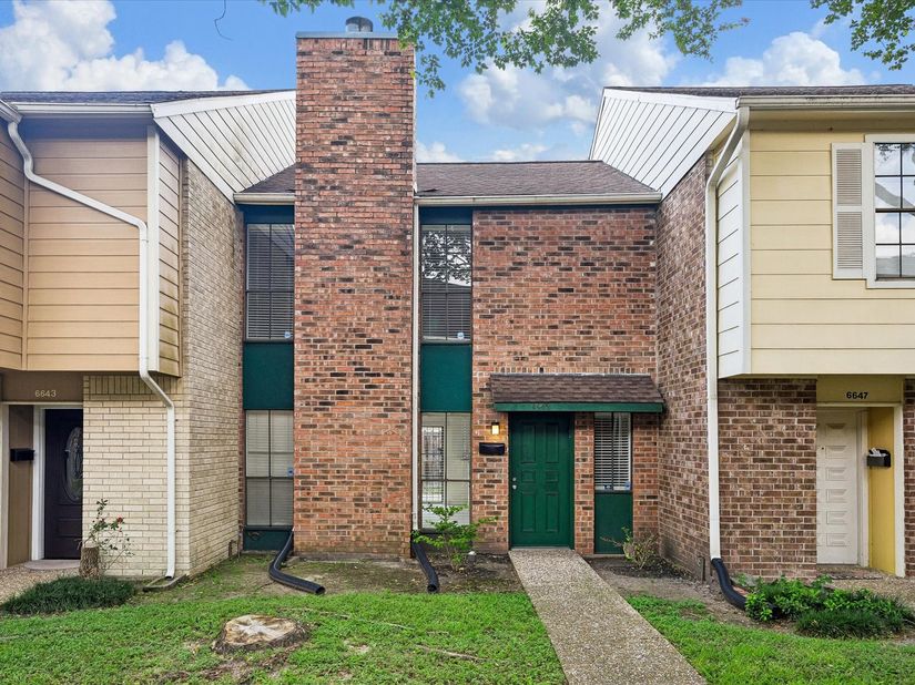 6645 Wanda Lane, Houston TX 77074