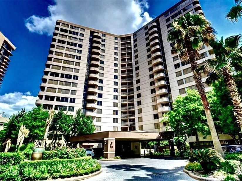 3525 Sage Road 411, Houston TX 77056