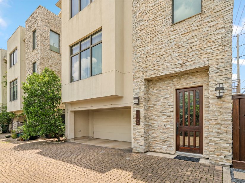 1110 Autrey Street A, Houston TX 77006