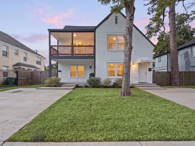 3434 Rosedale Street, Houston TX 77004