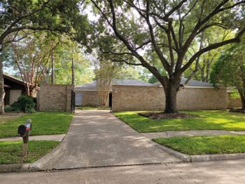1823 Cherry Bend Drive