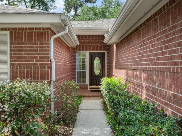 15 Gold Leaf Place, The Woodlands TX 77384