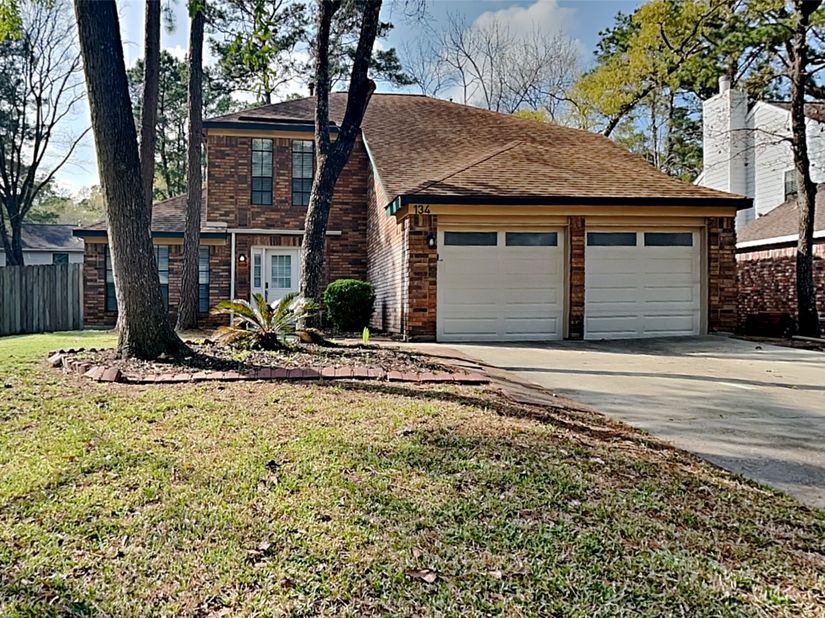 134 E Pathfinders Circle, The Woodlands TX 77381