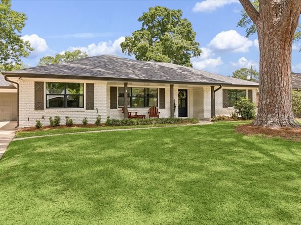10322 Shadow Wood Drive, Houston TX 77043