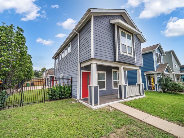 4203 Darter Street, Houston TX 77009