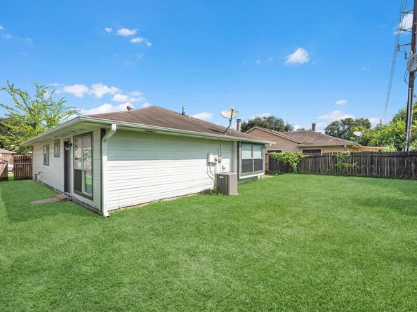 17319 Gaucho Drive, Houston TX 77083