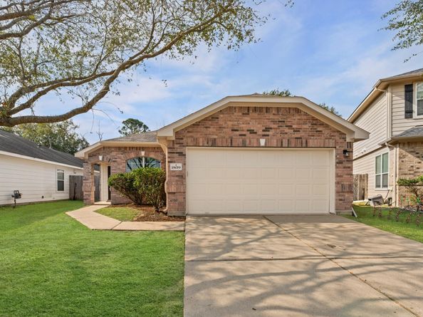 19019 Wellock Lane, Tomball TX 77375