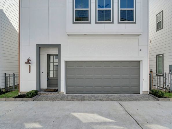 9551 Neuens Rd Road B, Houston TX 77080