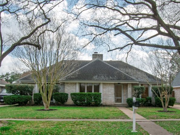 14811 Delbarton Drive, Houston TX 77083