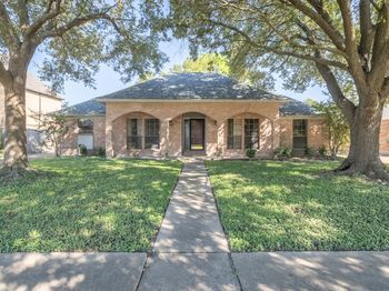 15218 La Paloma Drive