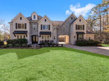 4430 Chateau Creek Way