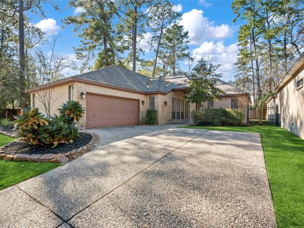 3203 Village Falls Court, Kingwood TX 77339