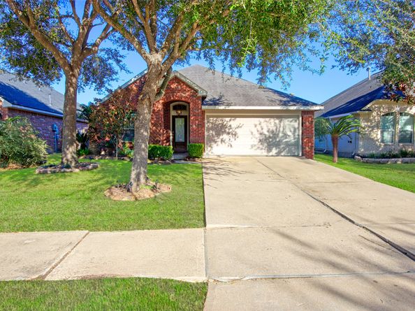 8003 Saragosa Blue Lane, Richmond TX 77407