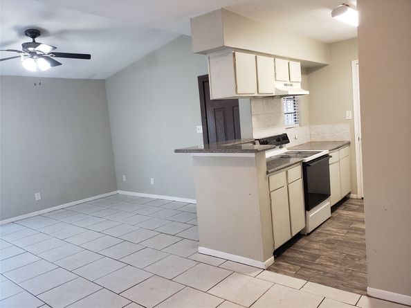 9550 Deering Drive 404, Houston TX 77036