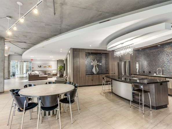 1901 Post Oak Boulevard 2220, Houston TX 77056