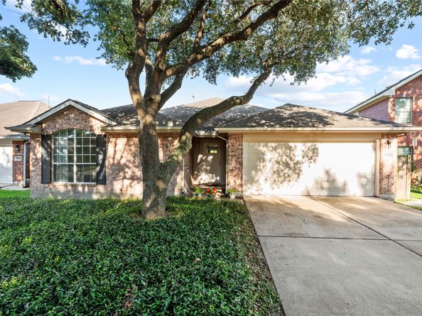 10722 Desert Springs Circle, Houston TX 77095