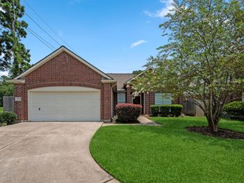 1914 Eastwood Lake Court