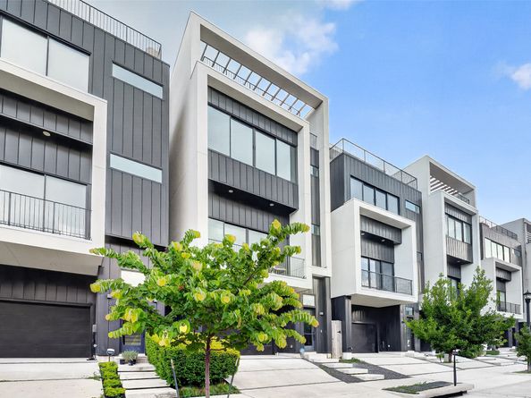 807 Memorial Heights Drive, Houston TX 77007