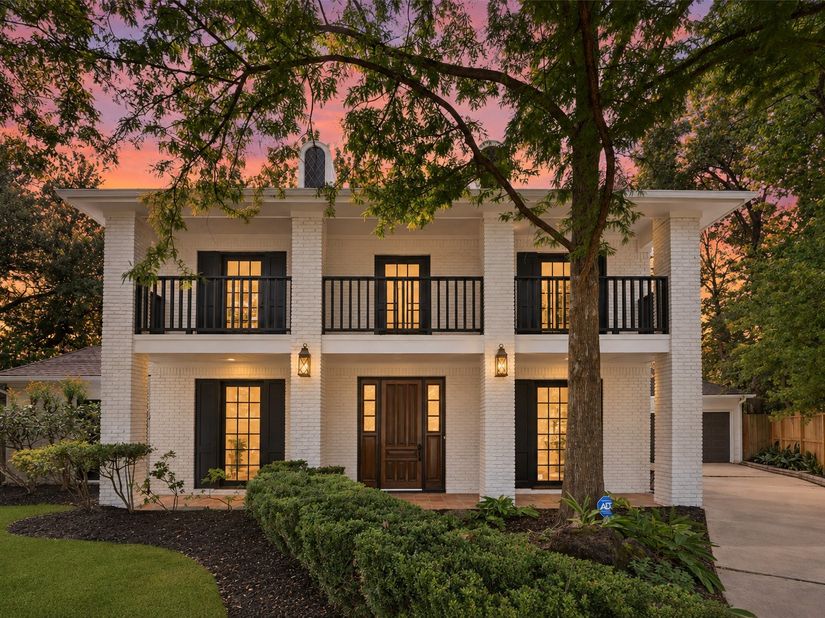 1422 Trace Dr, Houston TX 77077