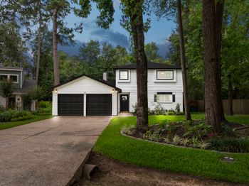 10 E White Willow Circle