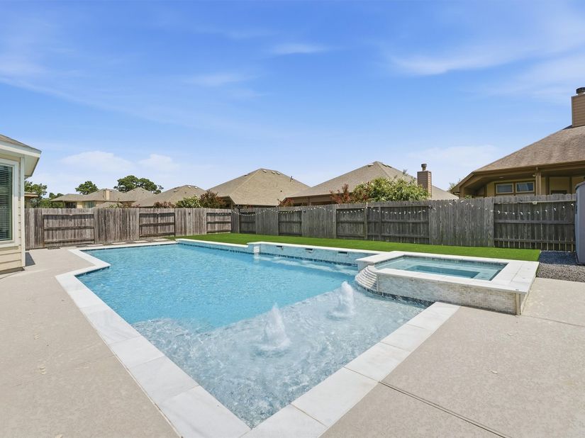 13202 Twilight Cove Court, Houston TX 77044