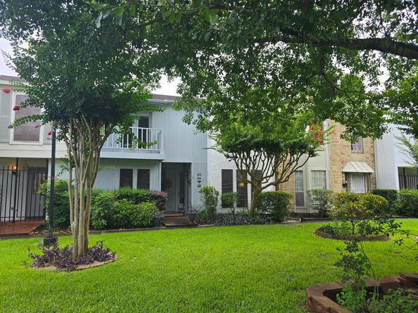 6415 Creekbend Drive 107, Houston TX 77096