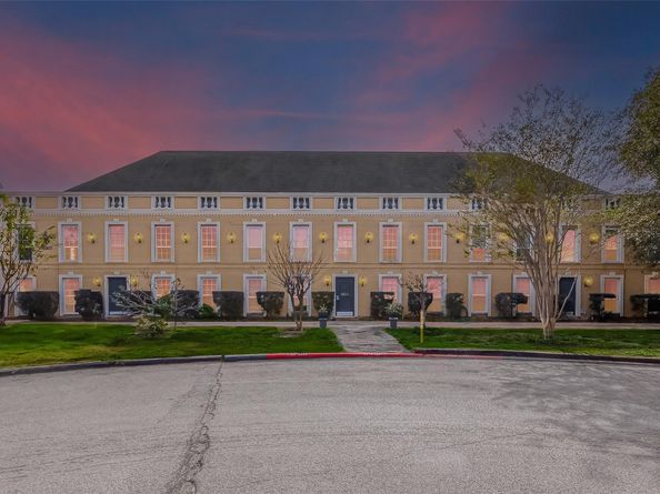 5200 Arboles Drive 2, Houston TX 77035