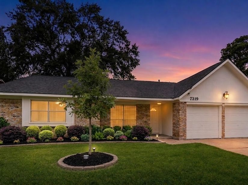 7319 Tall Pines Drive, Houston TX 77088