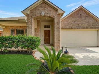 16011 Belleshire Glen Lane