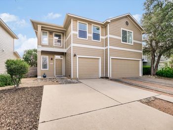 8813 Mountain Shadows CV