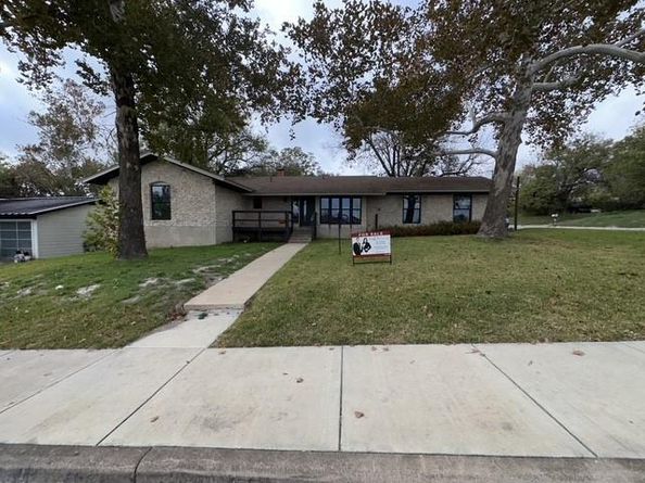 2101 Vanderbilt LN, Austin TX 78723