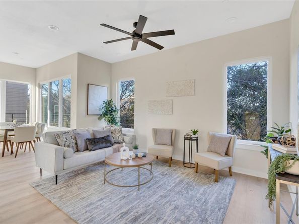 2309 Montopolis DR 7, Austin TX 78741