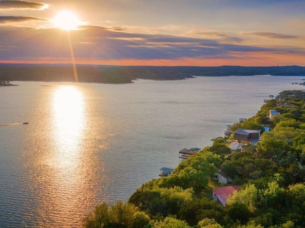 4424 Eck LN, Austin TX 78734