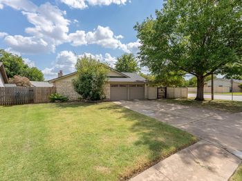 1201 Wayne DR