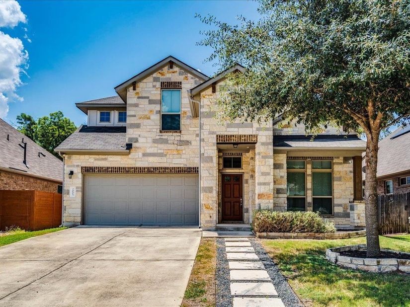 2005 Garretts WAY, Manchaca TX 78652