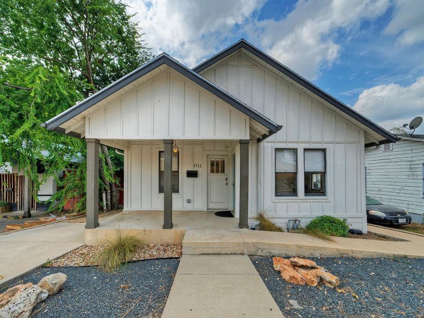 1711 E 7th ST, Austin TX 78702