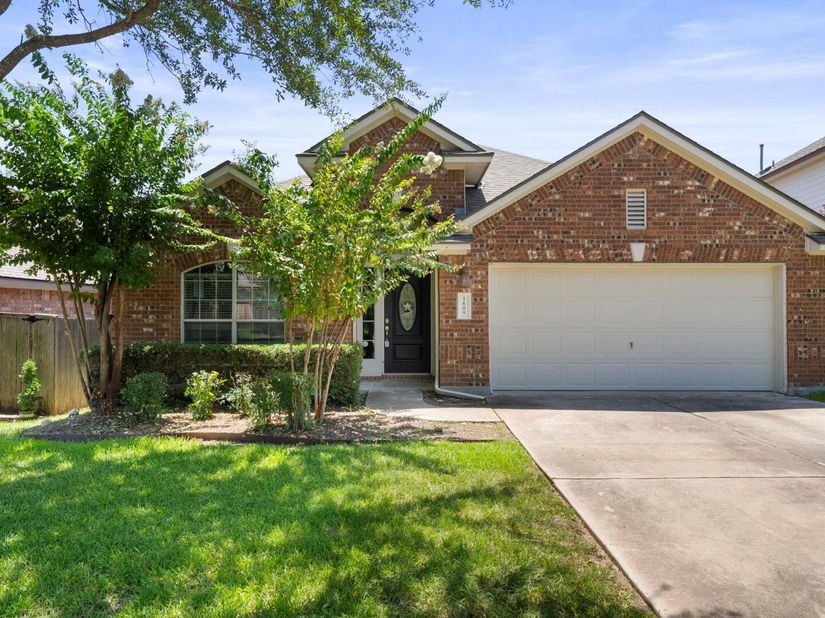 1689 Hidden Springs PATH, Round Rock TX 78665