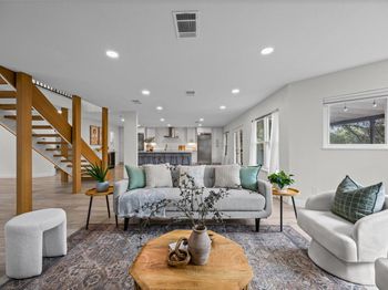 8309 Pompano CV